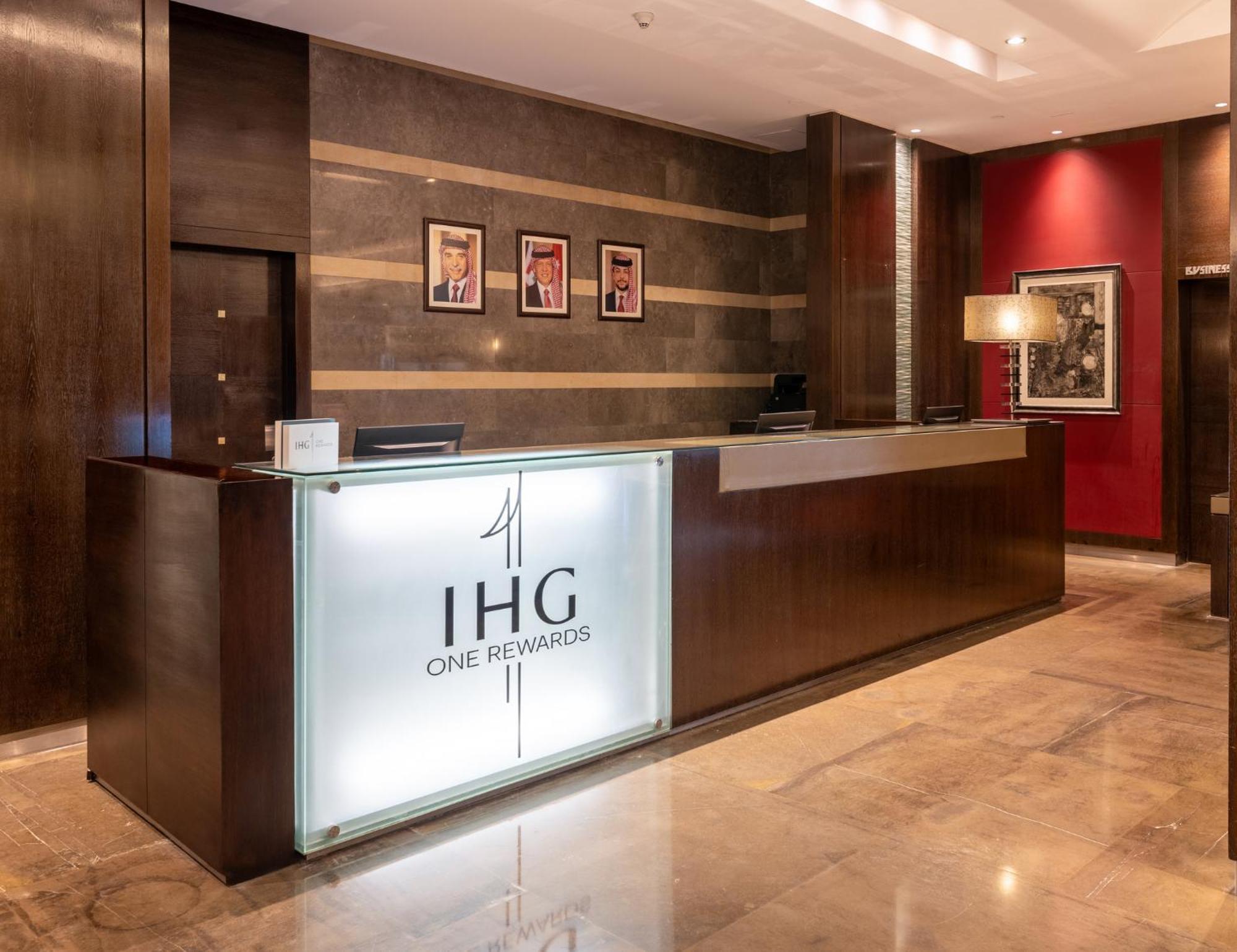 Crowne Plaza Amman By Ihg Hotel Kültér fotó IHG One Rewards