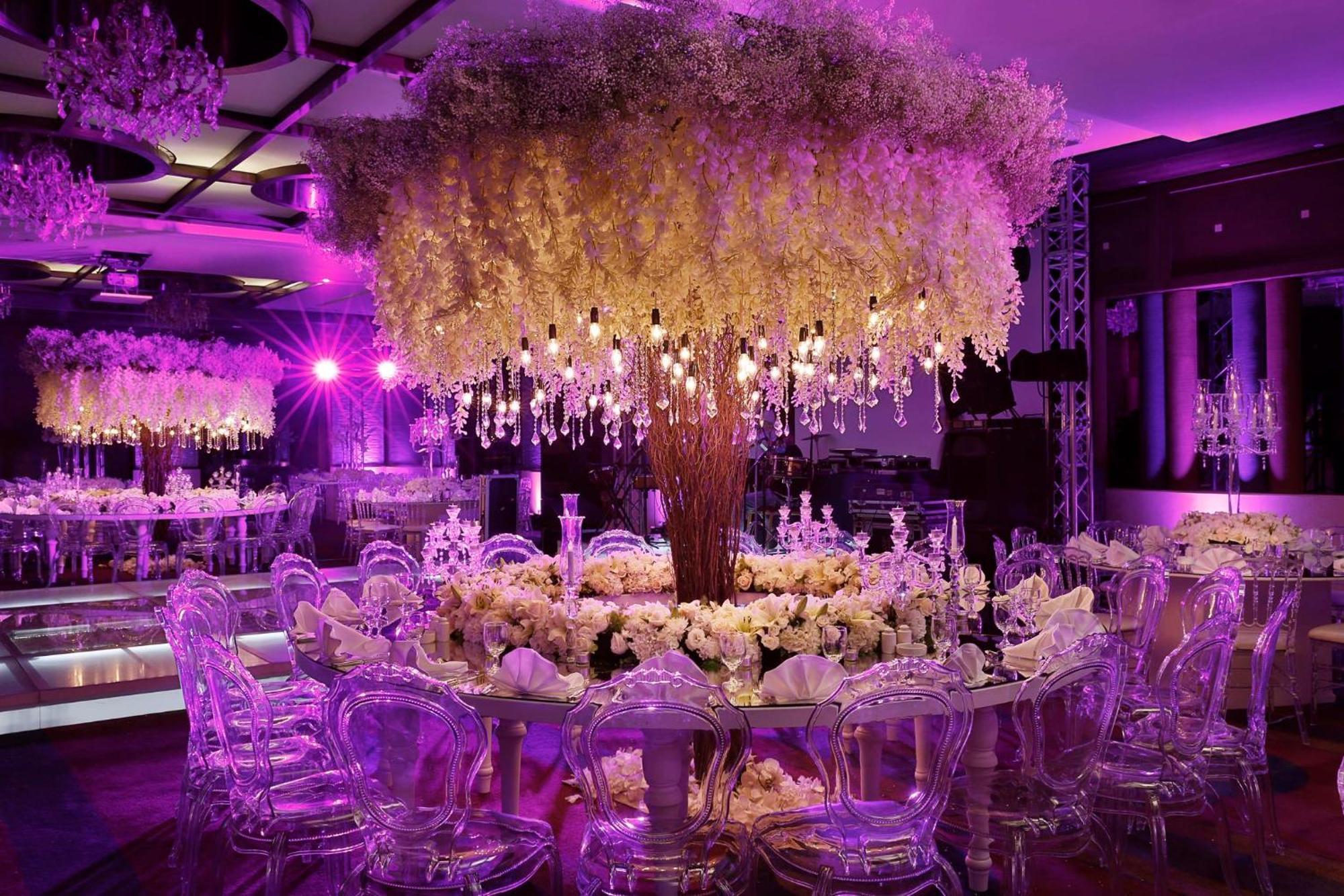 Crowne Plaza Amman By Ihg Hotel Kültér fotó The interior of the ballroom at The Dorchester