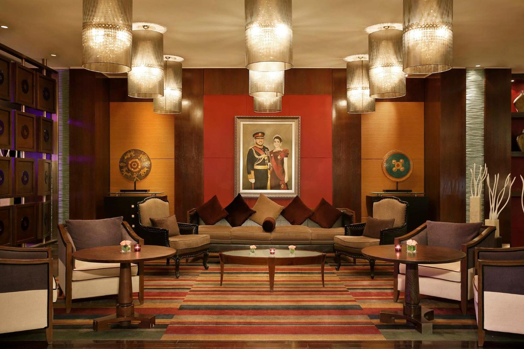 Crowne Plaza Amman By Ihg Hotel Kültér fotó The lobby of the hotel
