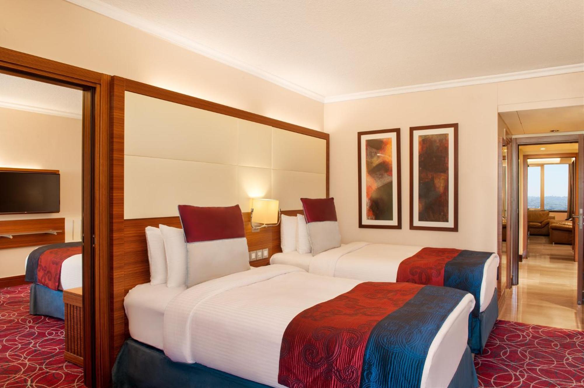 Crowne Plaza Amman By Ihg Hotel Kültér fotó