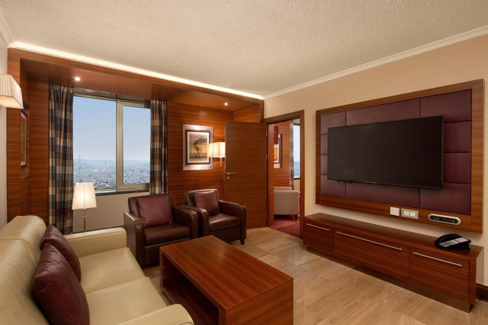 Crowne Plaza Amman By Ihg Hotel Kültér fotó